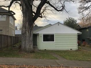 806 10th St, Hood River, OR 97031
