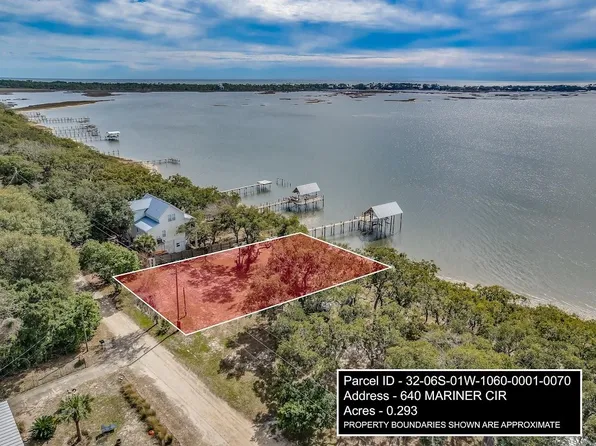 640 Mariner Cir, Alligator Pt, FL 32346