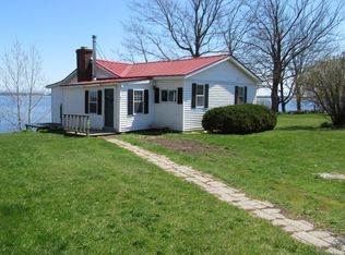 21 Center Bay S, Alburgh, VT 05440