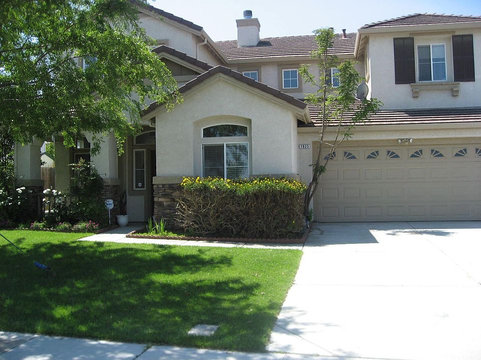 1st image of 1925 Buena Vista Dr