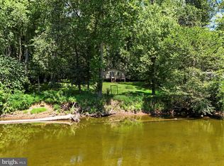 500 Cricket Dr, Paw Paw, WV 25434