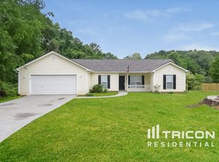 623 Bowling Ln, Winder, GA 30680