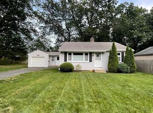 103 Kirby St, Springfield, MA 01101