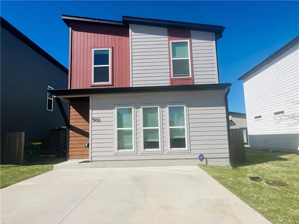900 Massachusetts Ave, Bentonville, AR 72713