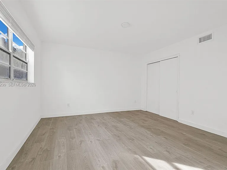 8295 NE Miami Ct #4 — Photo 34