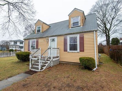 131 Frederick St, Rumford, RI, 02916