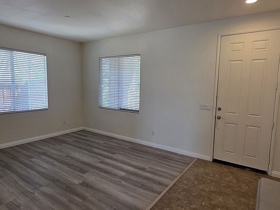 3rd image of 40980 Bankhall St