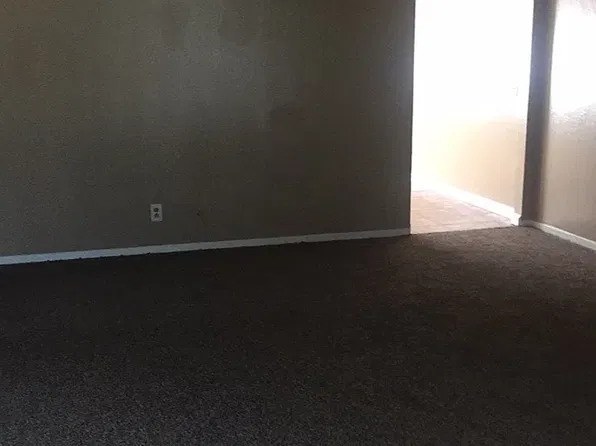 3343 E Sierra Madre Ave, Fresno, CA 93726