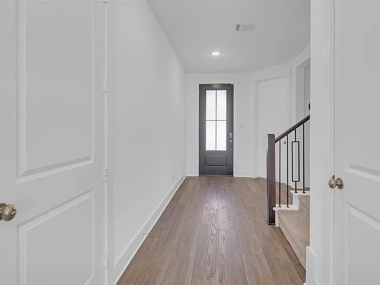 1220 Lady Mantle Way — Photo 5
