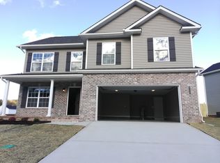 3126 Creekbend Ln, Knoxville, TN 37931