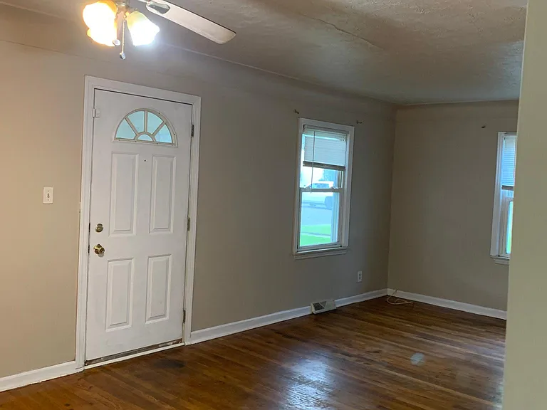 19392 Negaunee St #1 — Photo 18