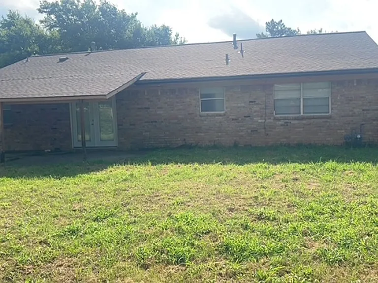 5809 Lance Ct — Photo 37