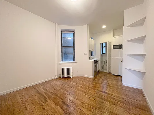 Rented by Compass | media 6