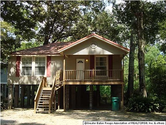4th image of 18835 Bayside Dr