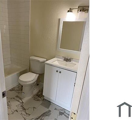 2nd image of 10701 Forest Ridge Ln APT A