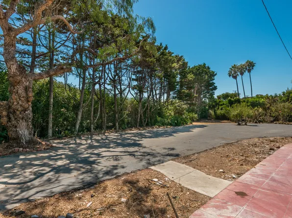 127 Loureyro St, Santa Barbara, CA 93108