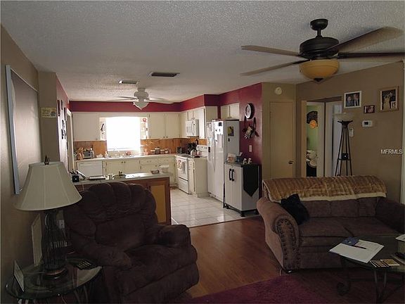 4th image of 776 89th Ave N
