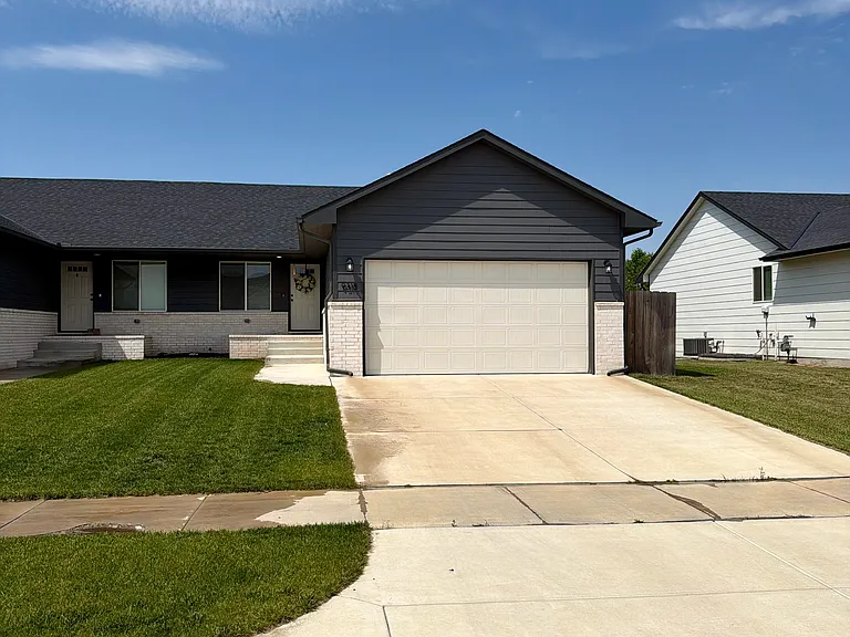 9316 E Chris St #9318 — Photo 1