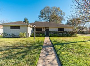 1215 Hidden Valley Dr, Houston, TX 77088
