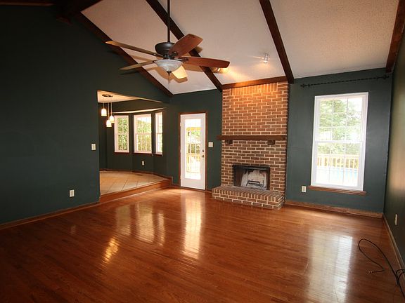2nd image of 3371 N Broken Bow Dr