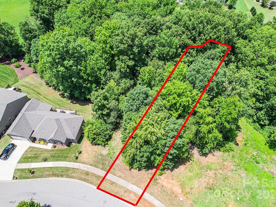 1st image of 2917 Santiago Cir