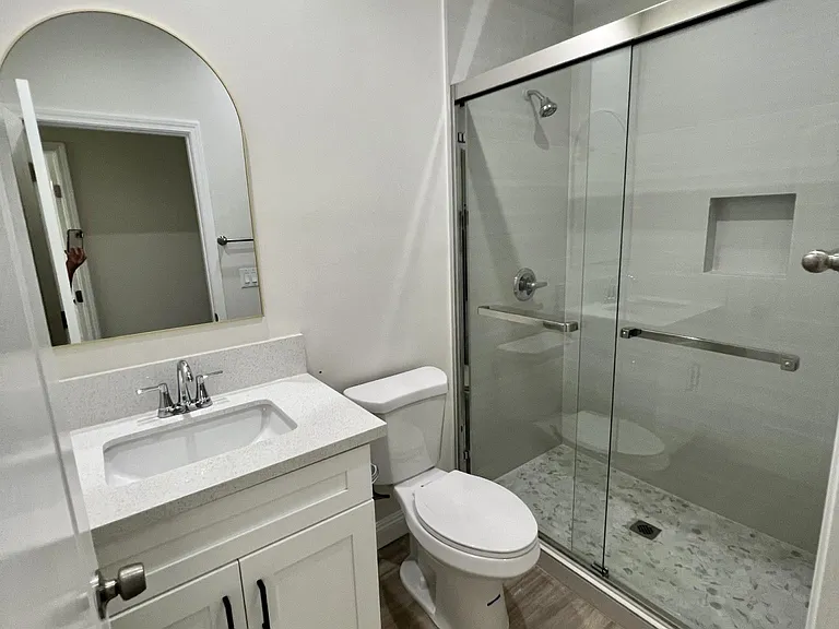 3156 Bartlett Ave — Photo 6