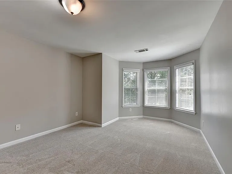 4805 Shelbourne Dr — Photo 63