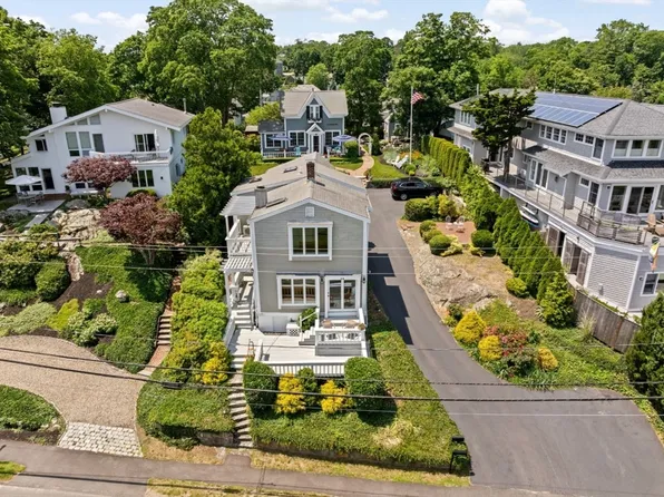 56 Margin St, Cohasset, MA 02025