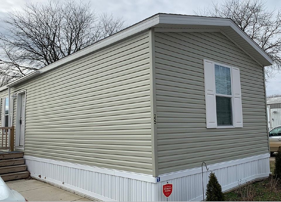 2nd image of 25 Pine Dr