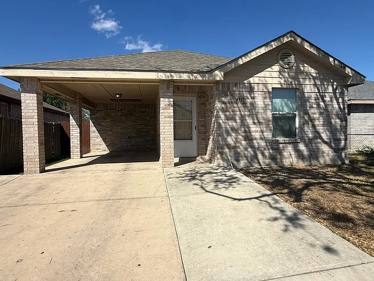 4915 Fortuna Pl — Photo 1