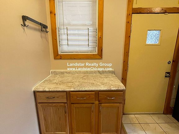 4th image of 4416 N Ashland Ave APT 1