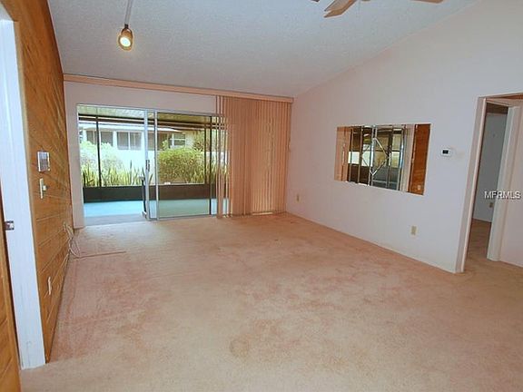5th image of 2207 Marshall Dr