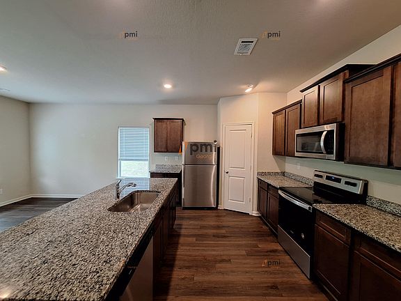 2nd image of 3662 Falconwood Dr