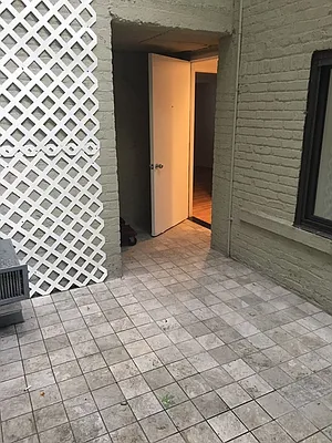 Rented by Mossanen Group | media 46