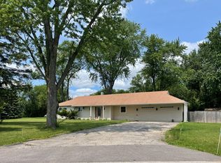 2N030 Virginia Ave, Glen Ellyn, IL 60137