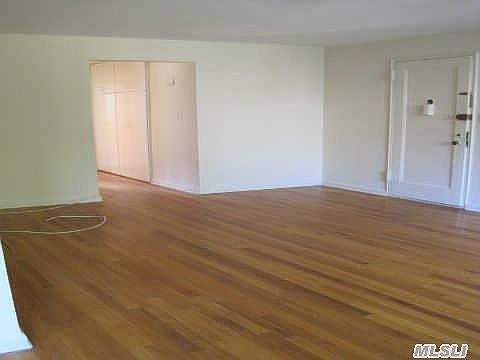 4th image of 17 Dolphin Grn APT E1j
