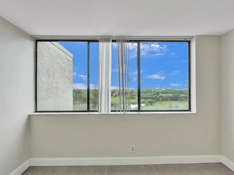 4222 Inverrary Blvd #4810 — Photo 45