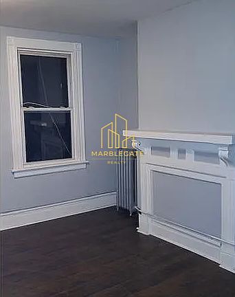 5th image of 257 S 11th St #22