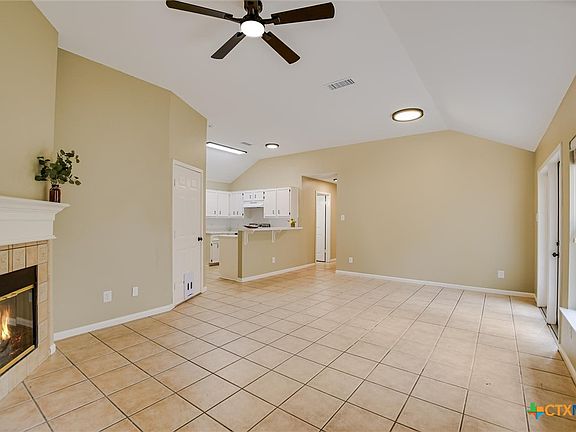 5th image of 2157 Redwing Way