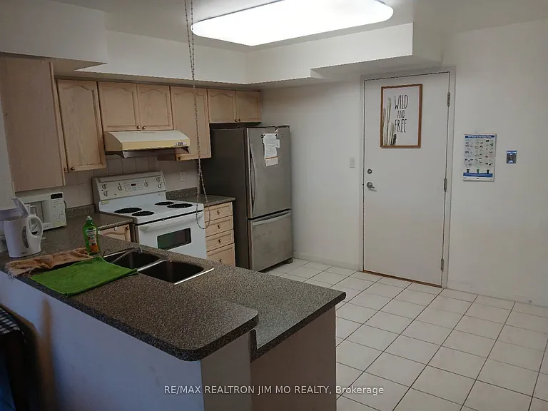 312 Grandview Way — Photo 4