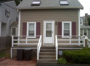 8 Hobart Ave, Beverly, MA 01915