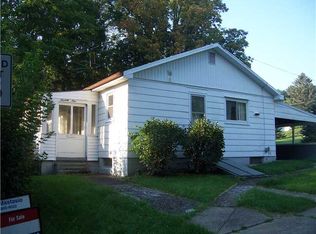 79 Hopkins St, Mount Morris, NY 14510