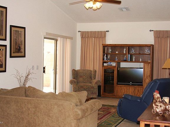 3rd image of 17618 W Wildberry Dr