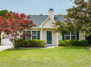 807 Plainfield Ct, Wilmington, NC 28411