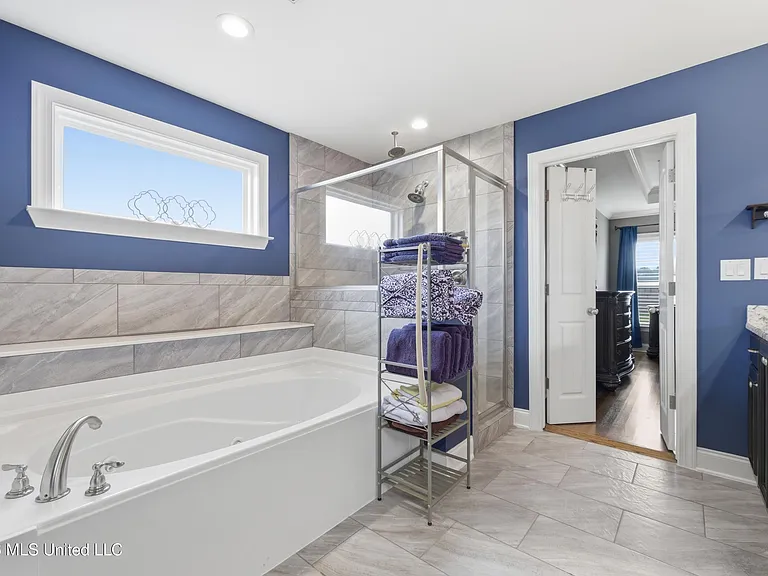 5353 Keating Dr — Photo 18