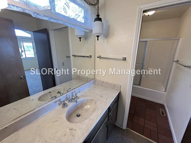 331 Henrietta Ave — Photo 11