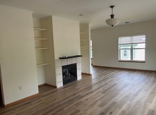 8301 Mansion Hill Ave APT 3, Madison, WI 53719