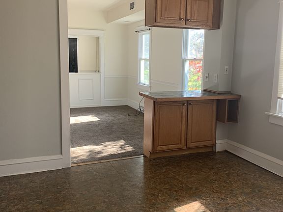 3rd image of 54 North St
