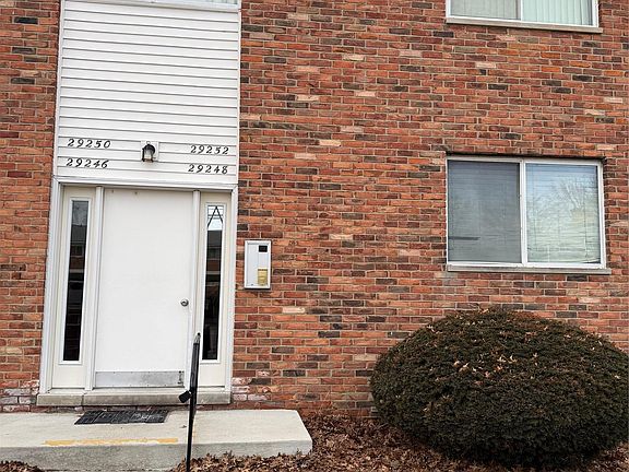 2nd image of 29248 Hoover Rd