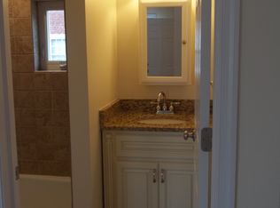 821 E Hector St #3, Conshohocken, PA 19428